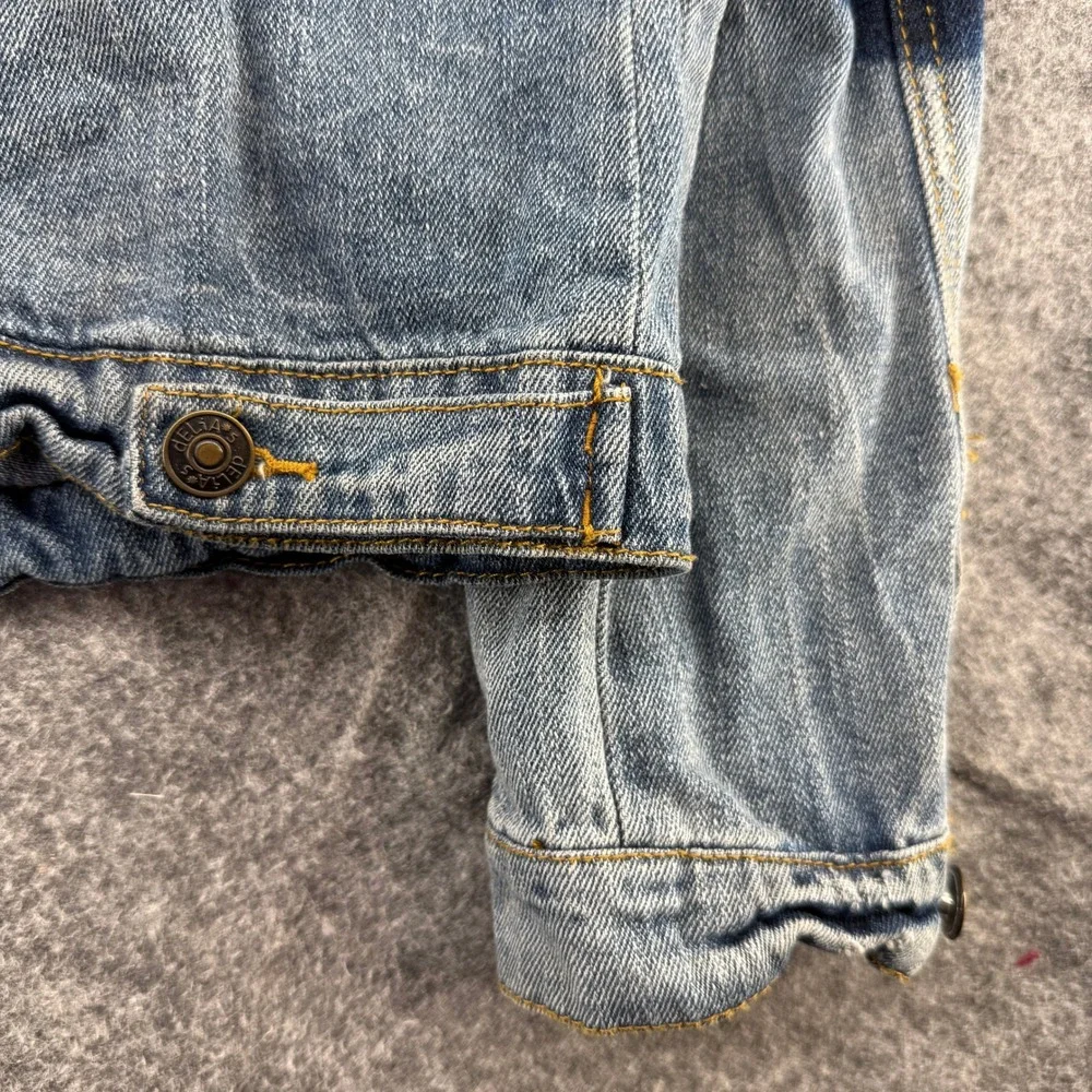 dELiA*s Denim Jacket Womens L Blue Patchwork Distressed Trucker Jean Jacket - Picture 11 of 16